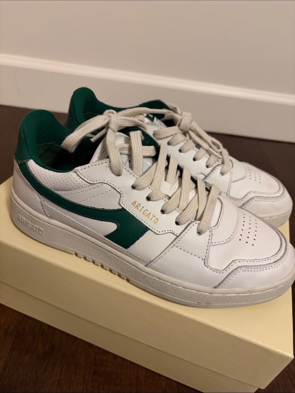 Axel Arigato sneakers